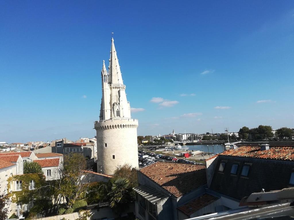Vue Superbe Sur Tour De La Lanterne T2 Avec Terrasse Remparts 2 Apartment ลาโรแชล ภายนอก รูปภาพ